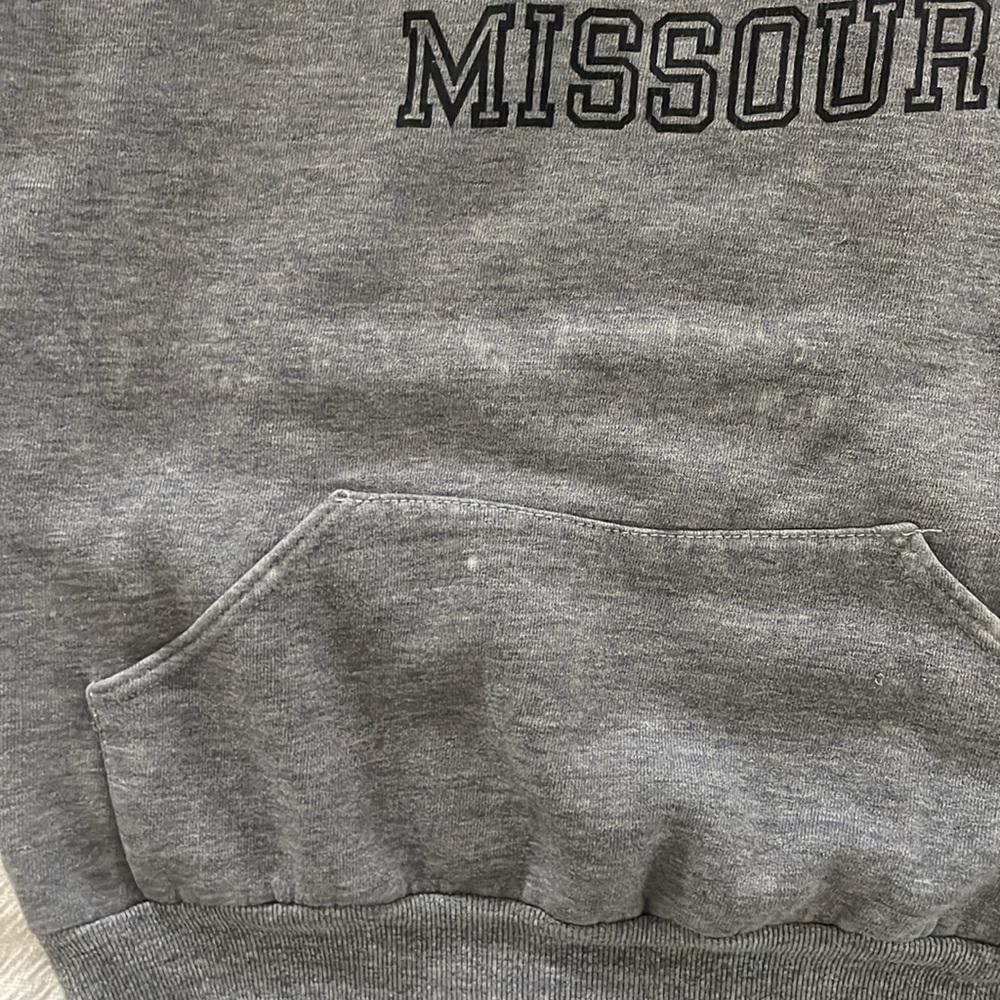 vintage 80s Russell Athletic University of Missouri hoodie - Picture 4 of 7